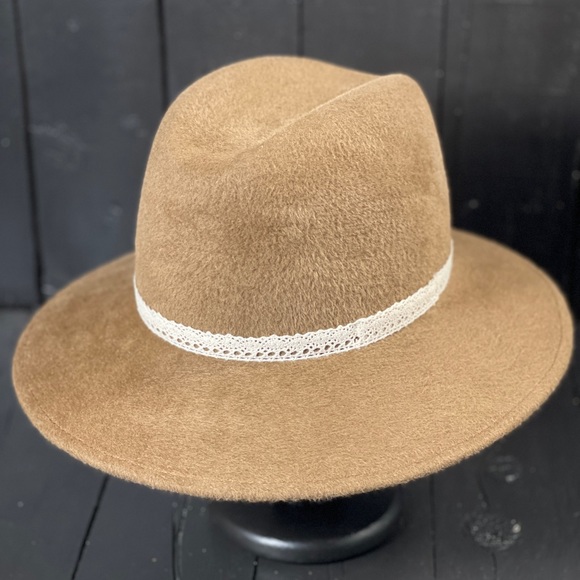 Hand made fur felt hat. Made to order.